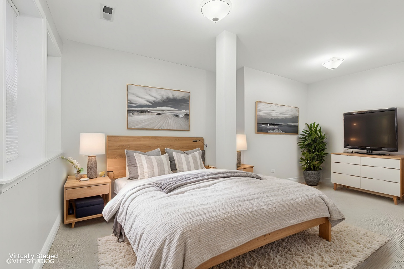 4909 N JANSSEN Avenue Unit: GDN