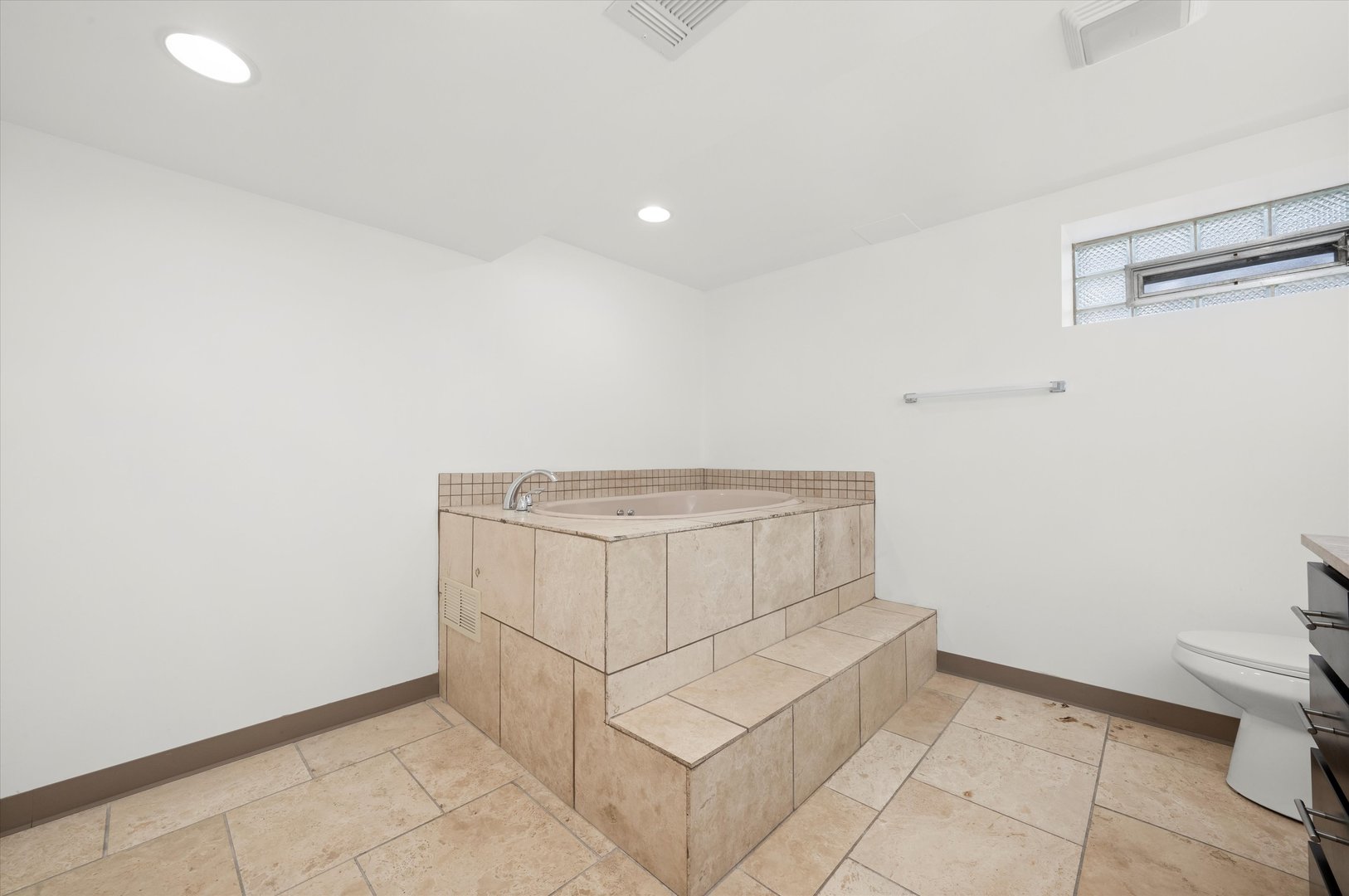 10742 S MORGAN Street