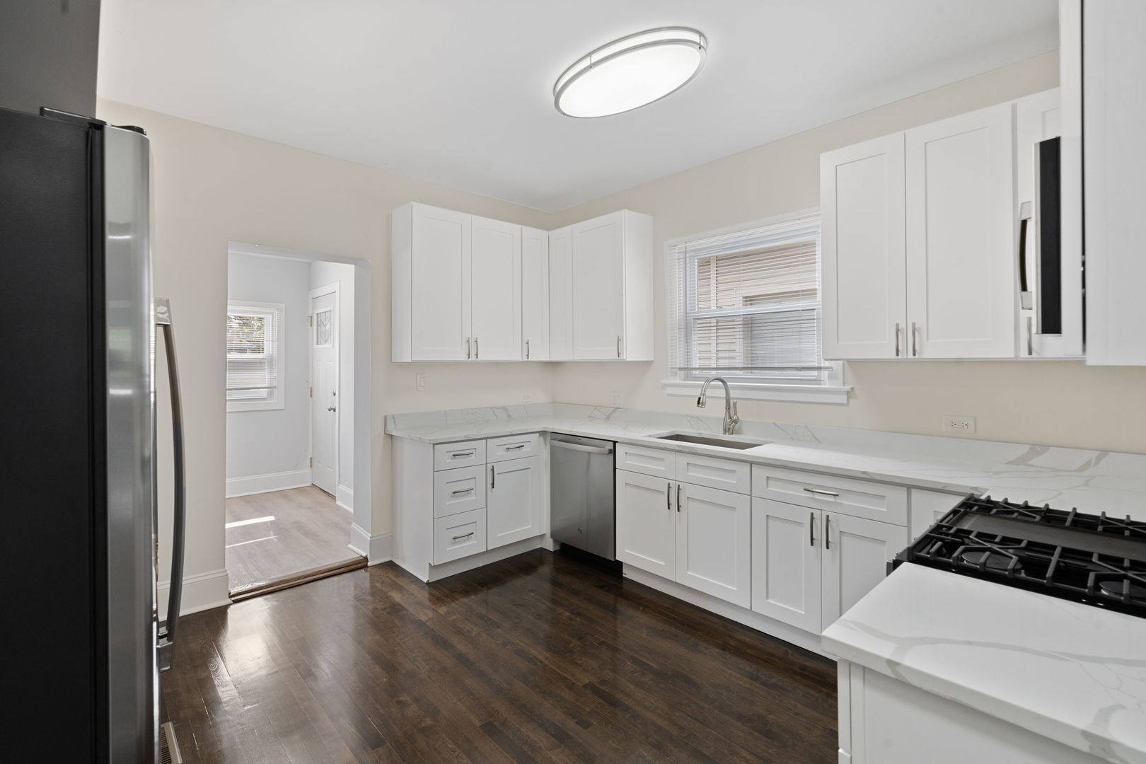 7827 S Calumet Avenue