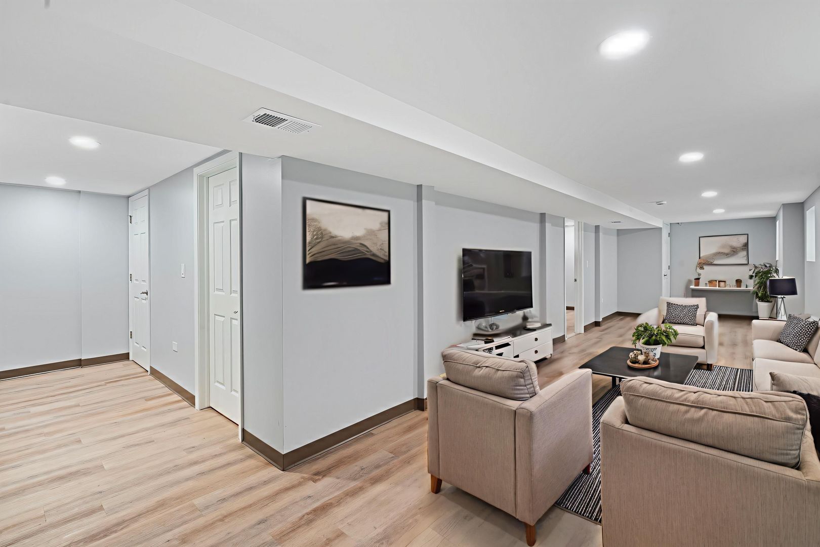 7827 S Calumet Avenue