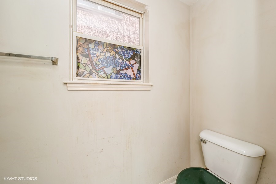 1465 N Larrabee Street Unit: B