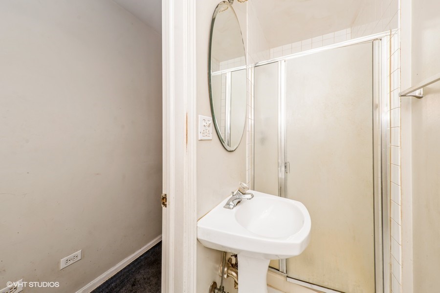 1465 N Larrabee Street Unit: B