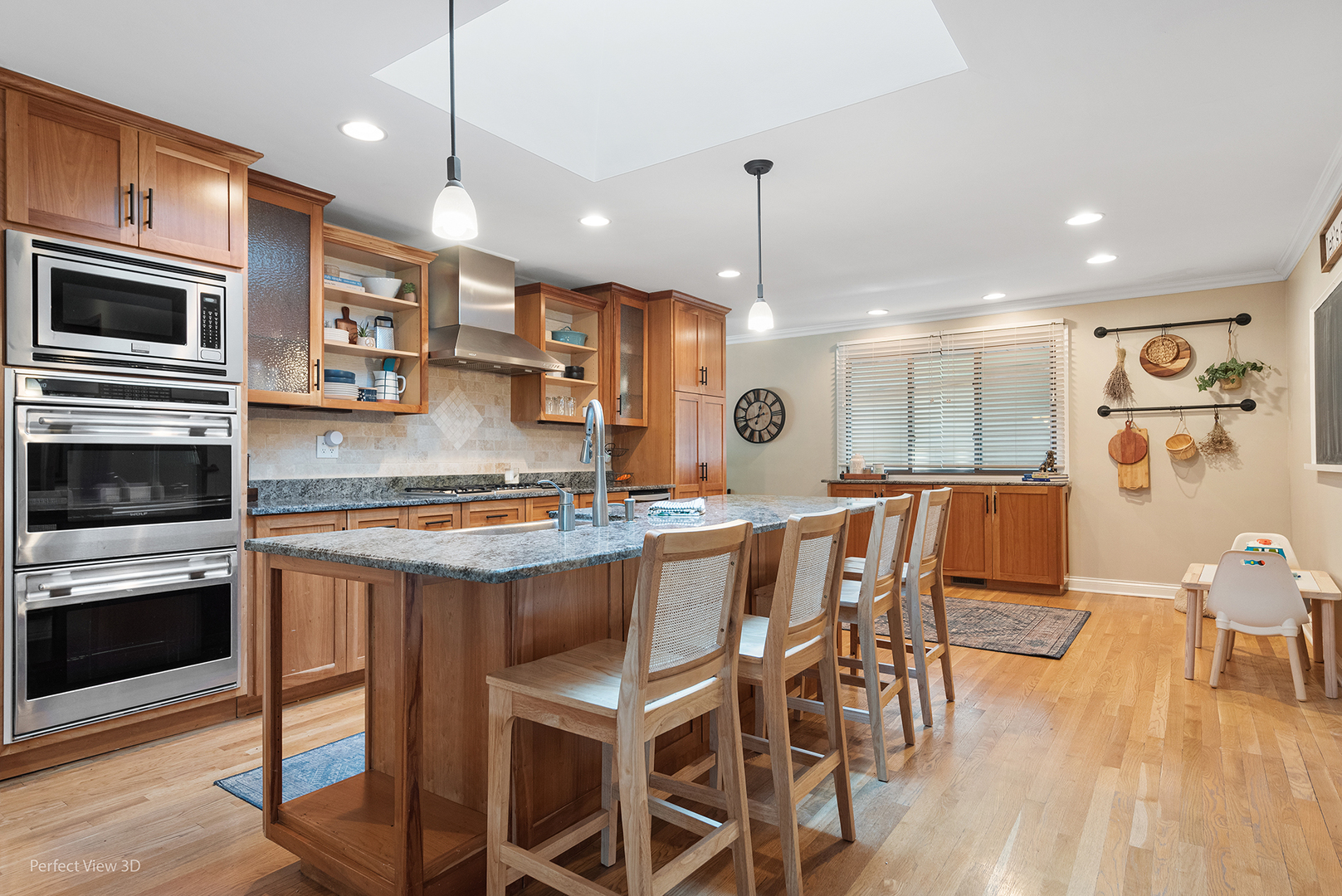 18504 CARPENTER Street