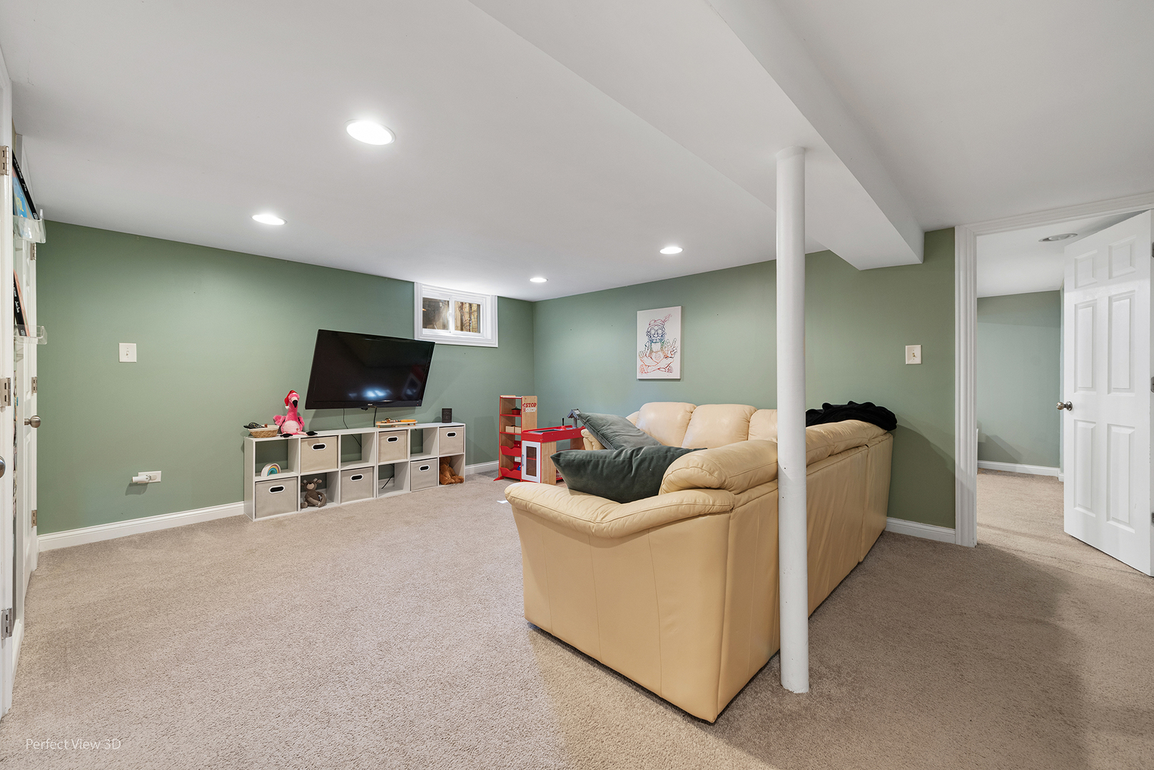 18504 CARPENTER Street