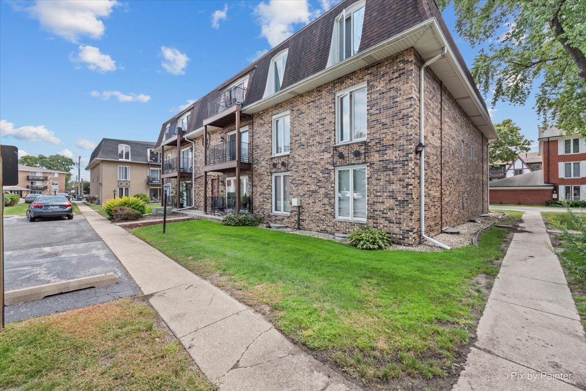 5700 Circle Drive Unit: 101