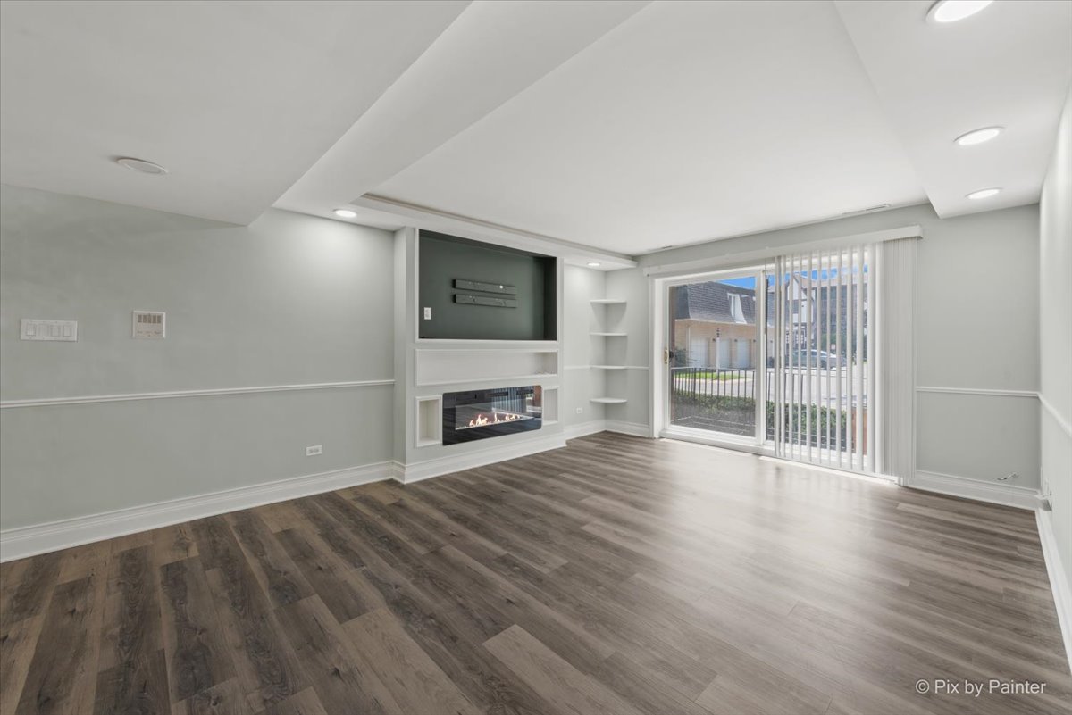 5700 Circle Drive Unit: 101