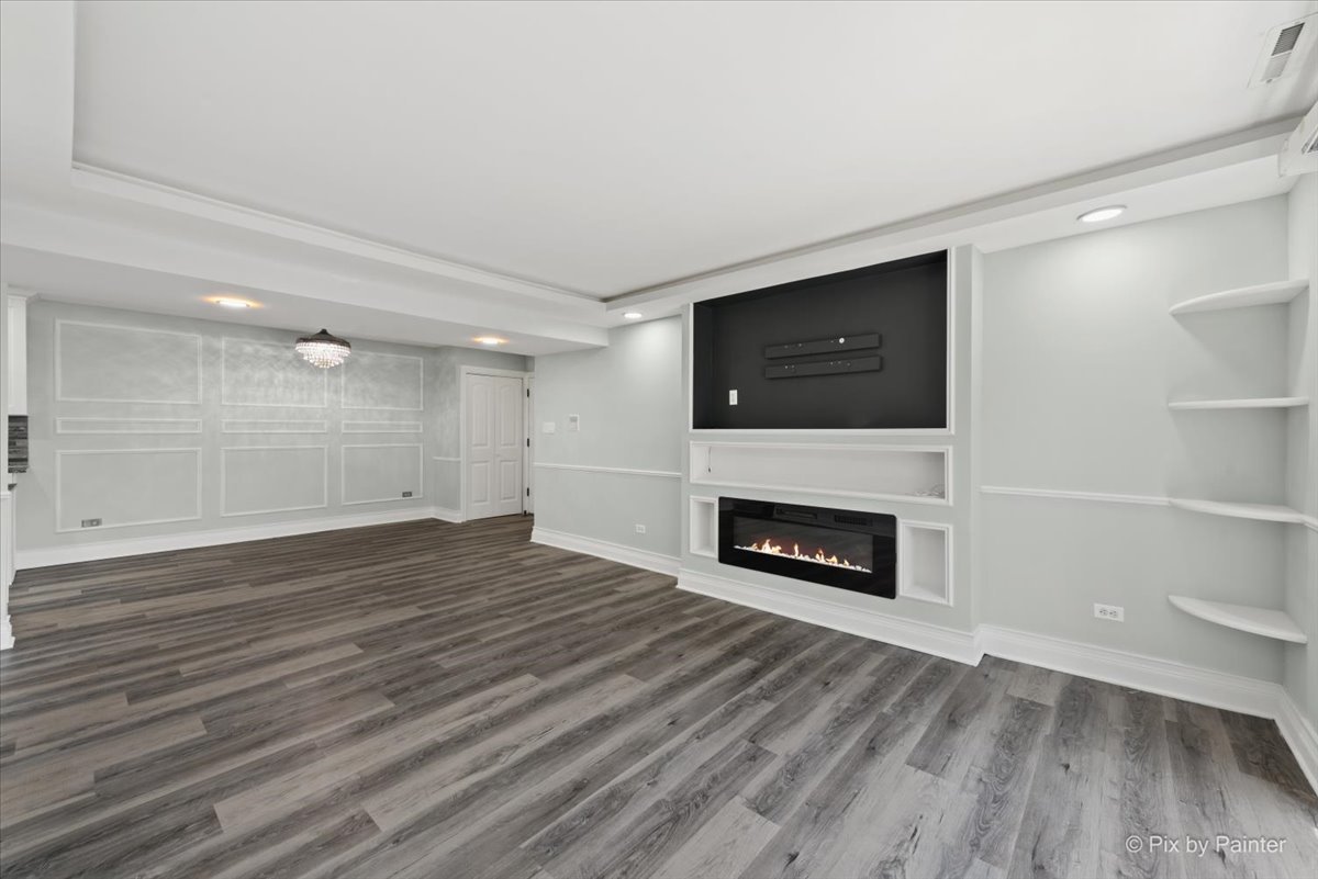 5700 Circle Drive Unit: 101