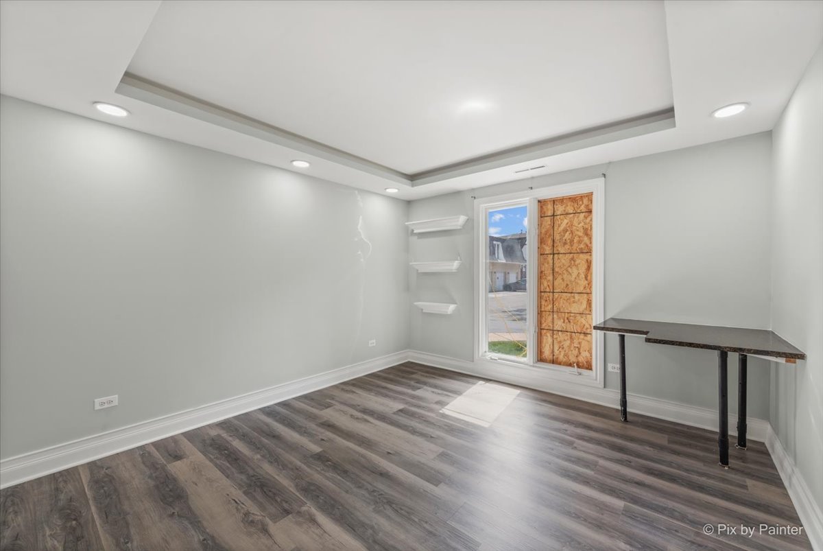 5700 Circle Drive Unit: 101