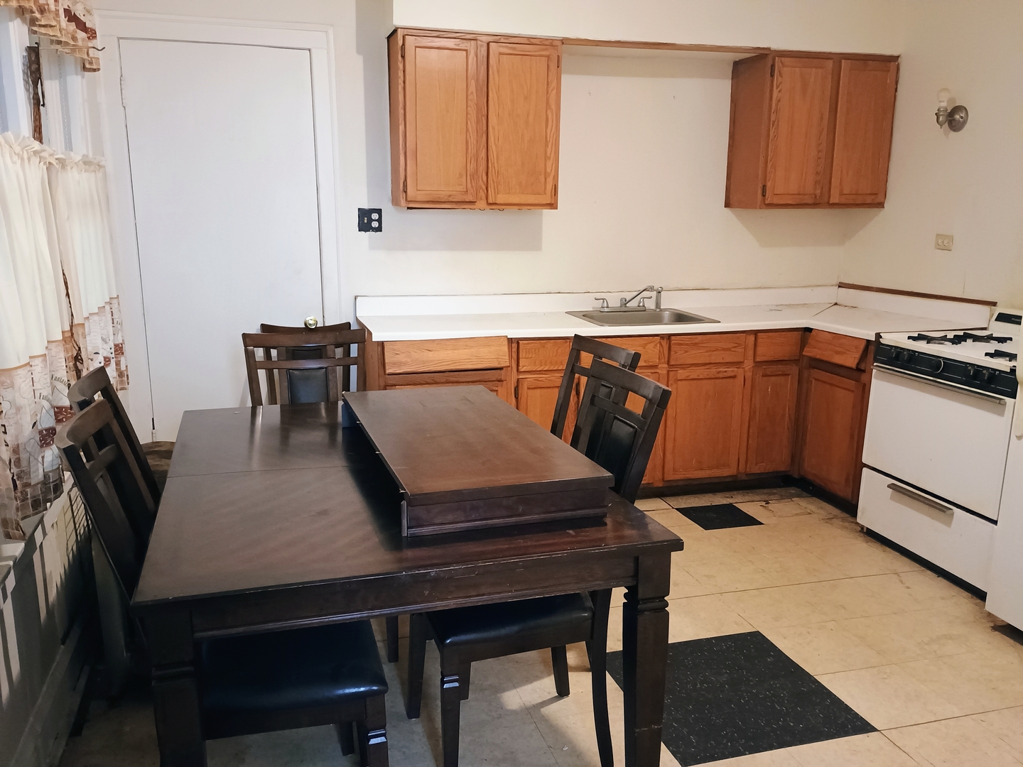 7928 S Dobson Avenue