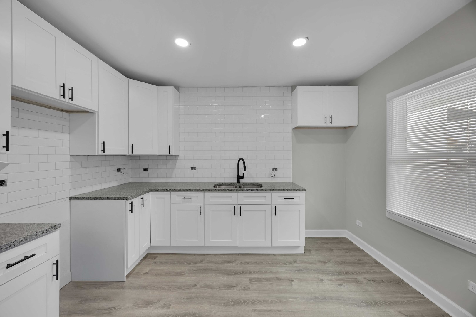 1667 Buena Vista Avenue