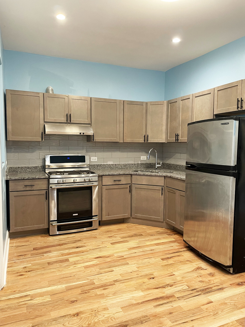 523 W 65th Place