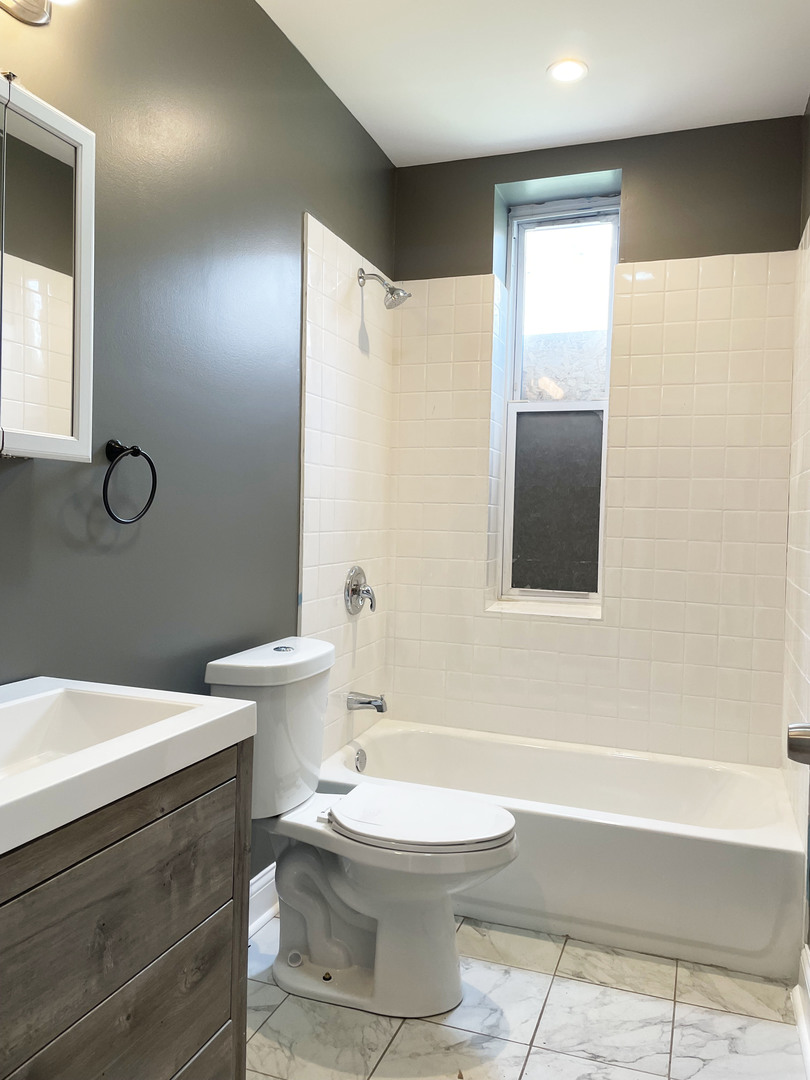 523 W 65th Place