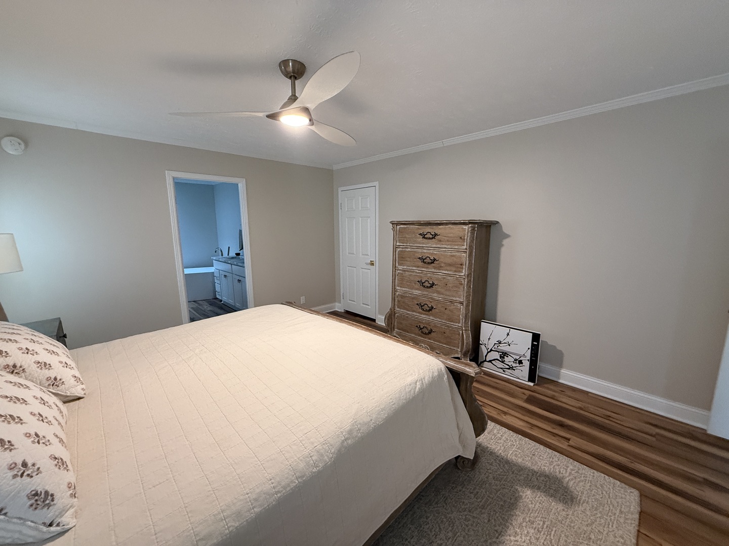201 BEGONIA Drive