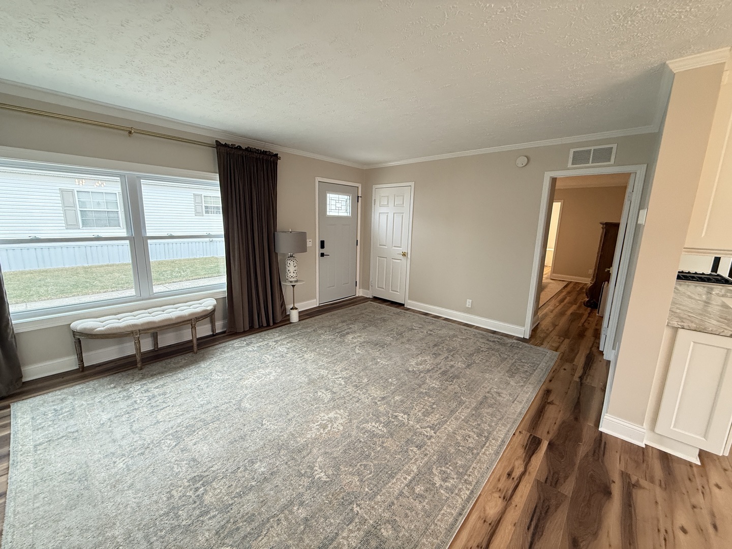 201 BEGONIA Drive