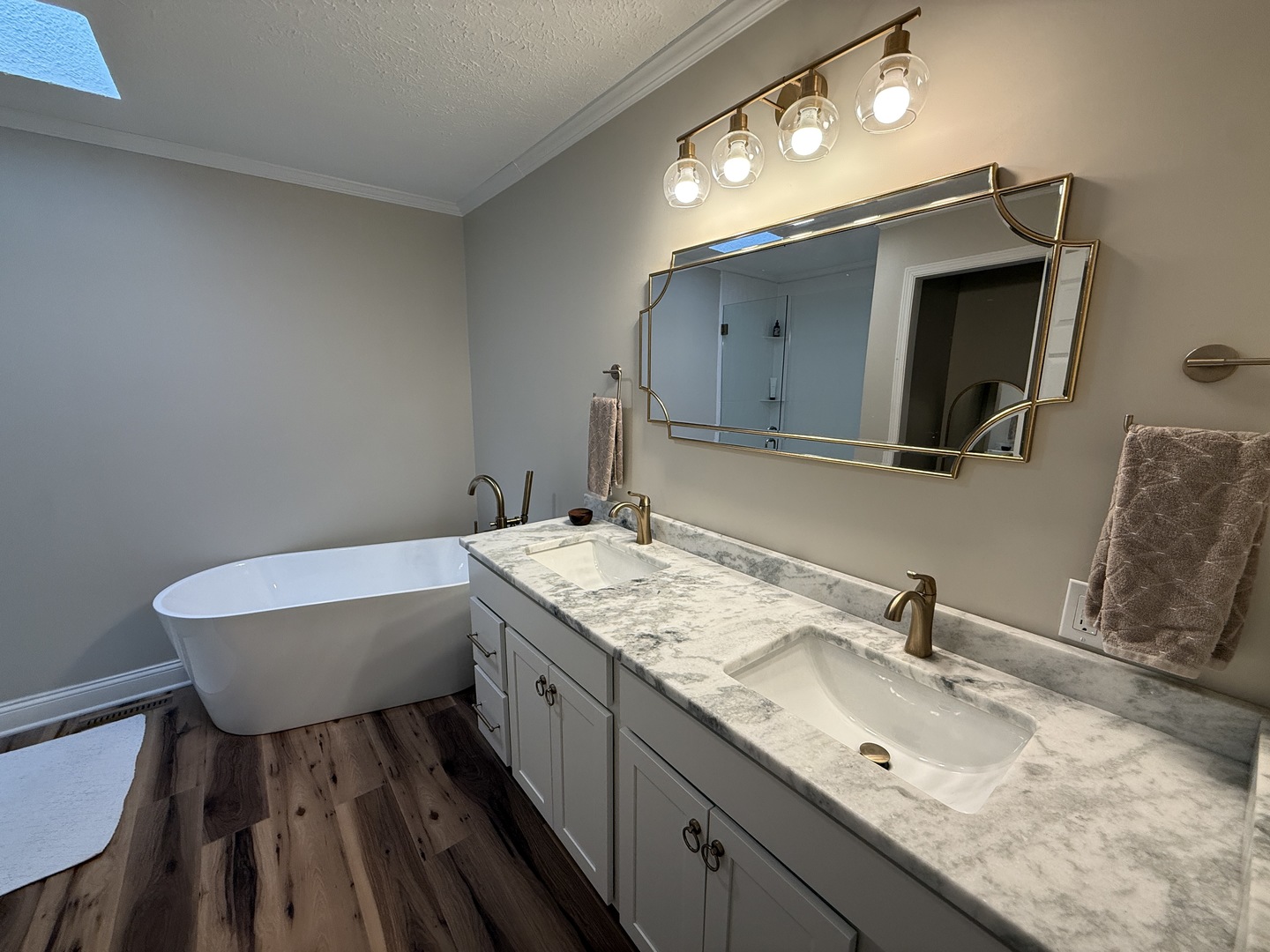 201 BEGONIA Drive