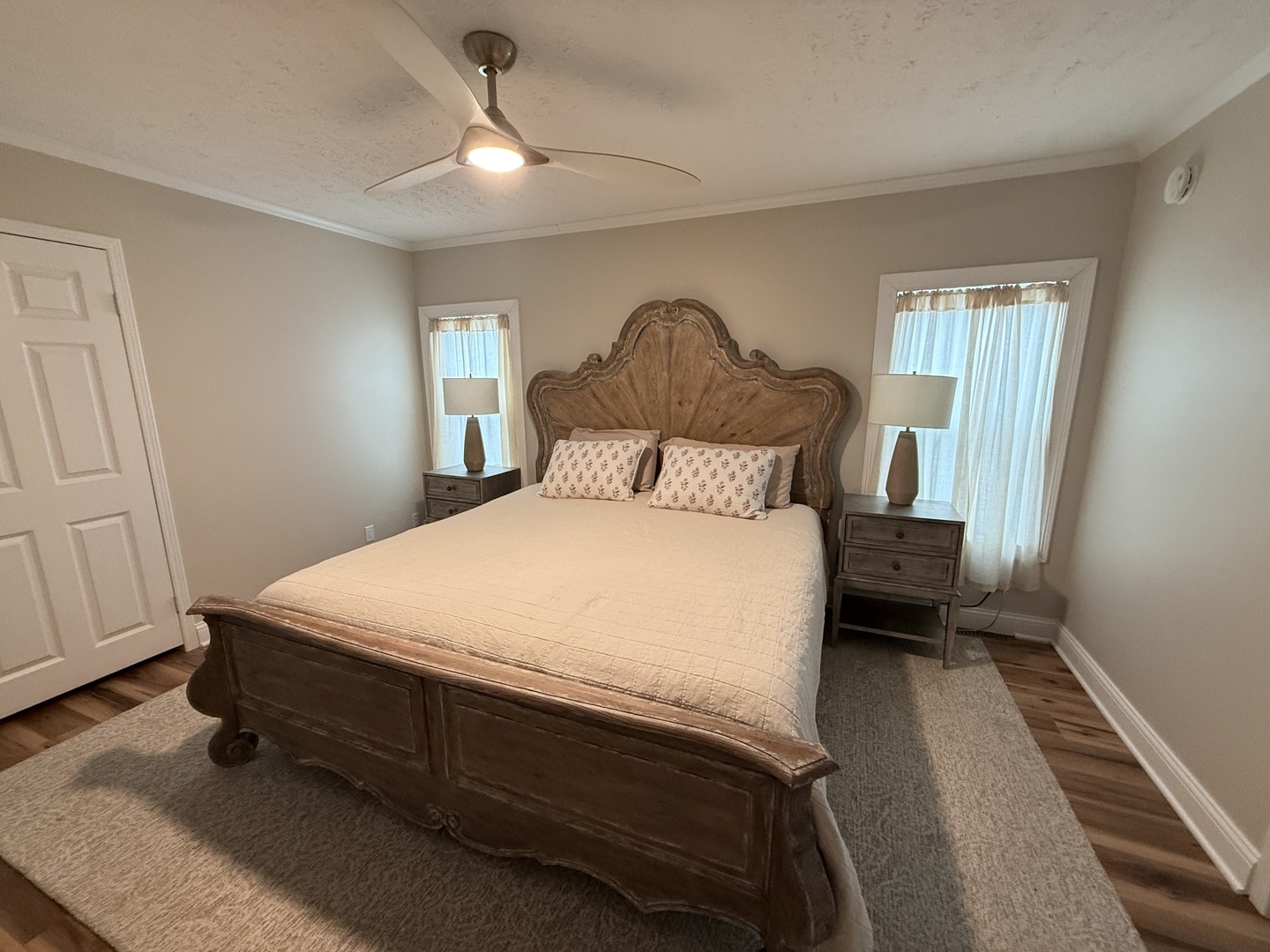 201 BEGONIA Drive