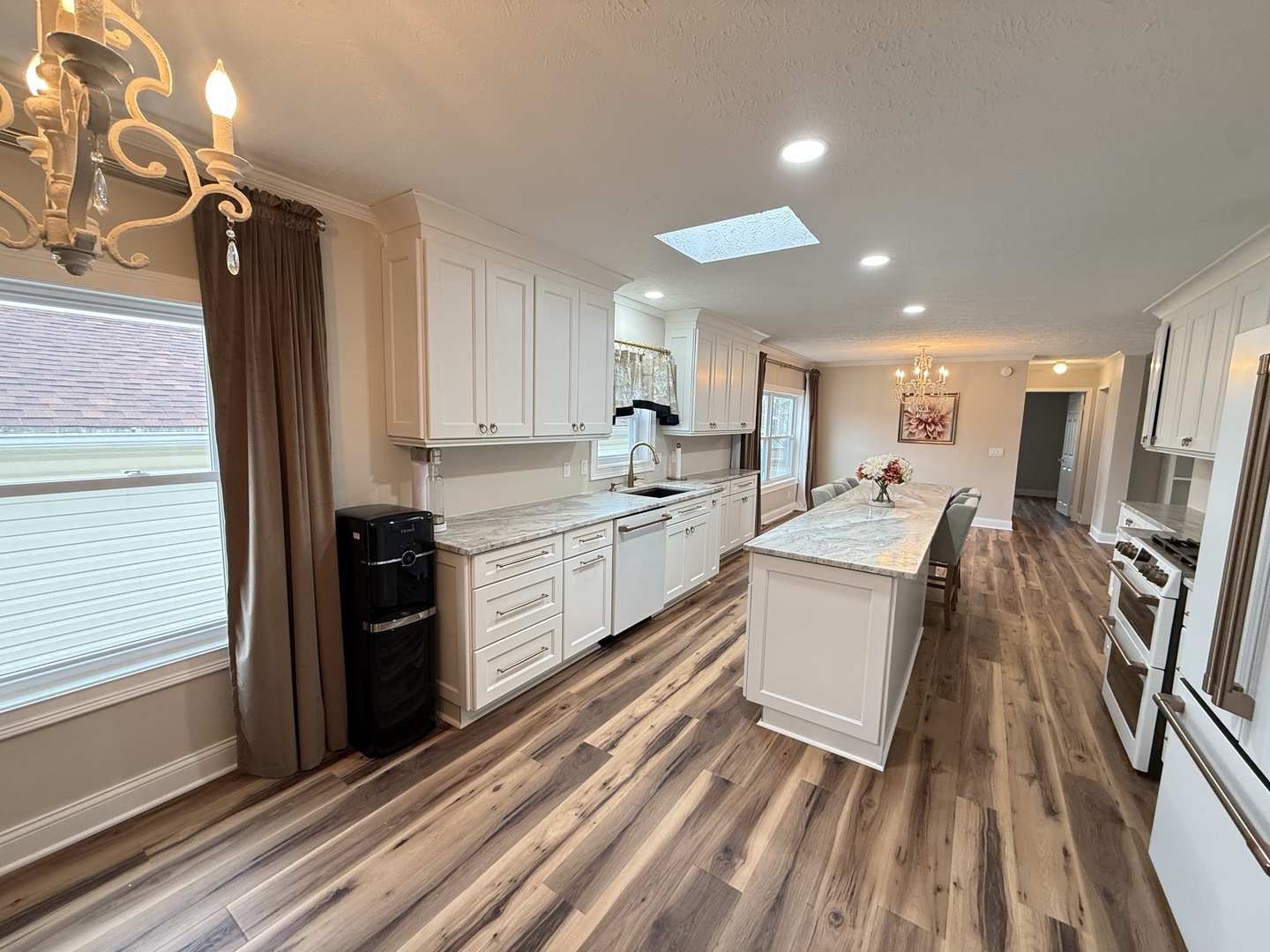201 BEGONIA Drive
