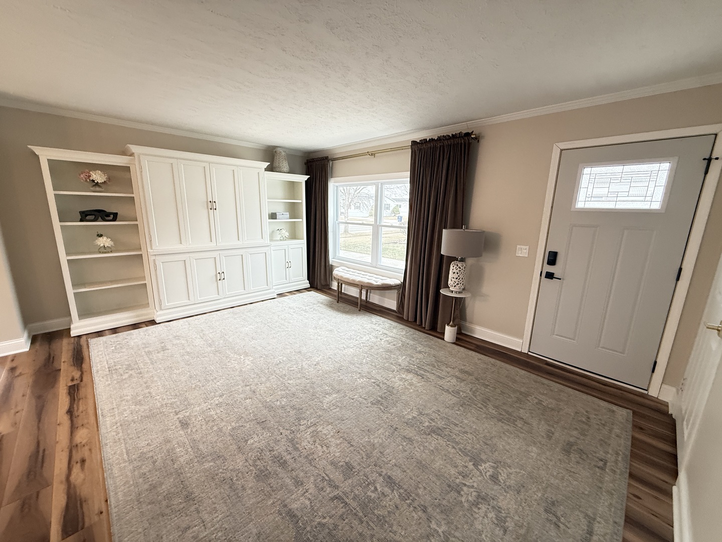 201 BEGONIA Drive