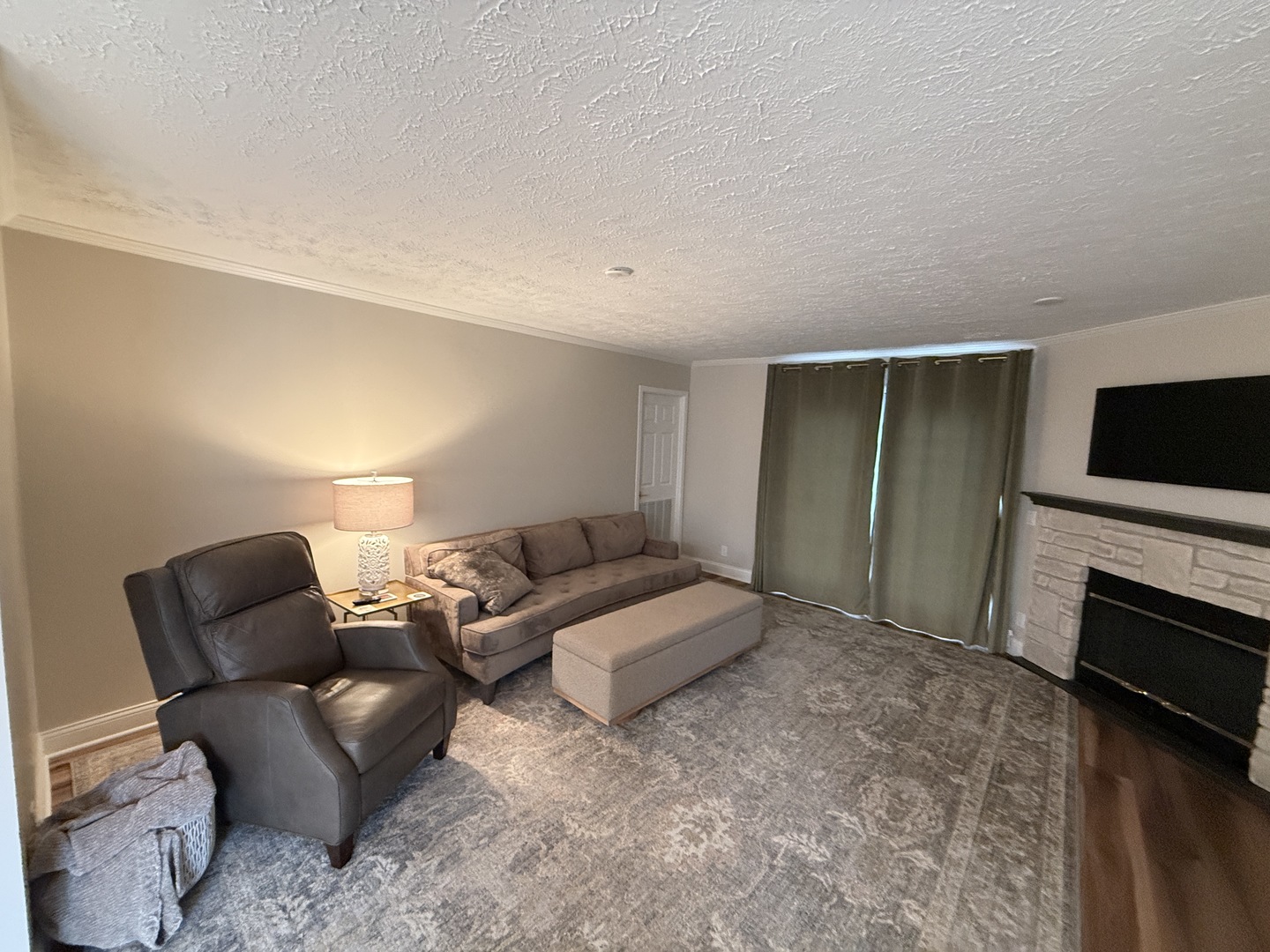 201 BEGONIA Drive