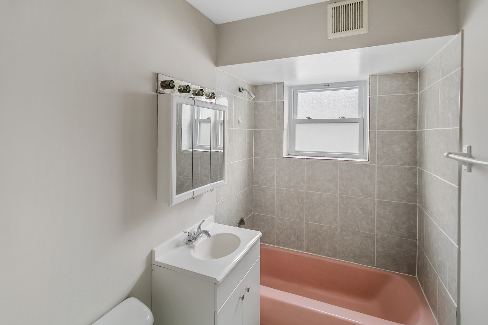 805 N 22nd Avenue Unit: 1