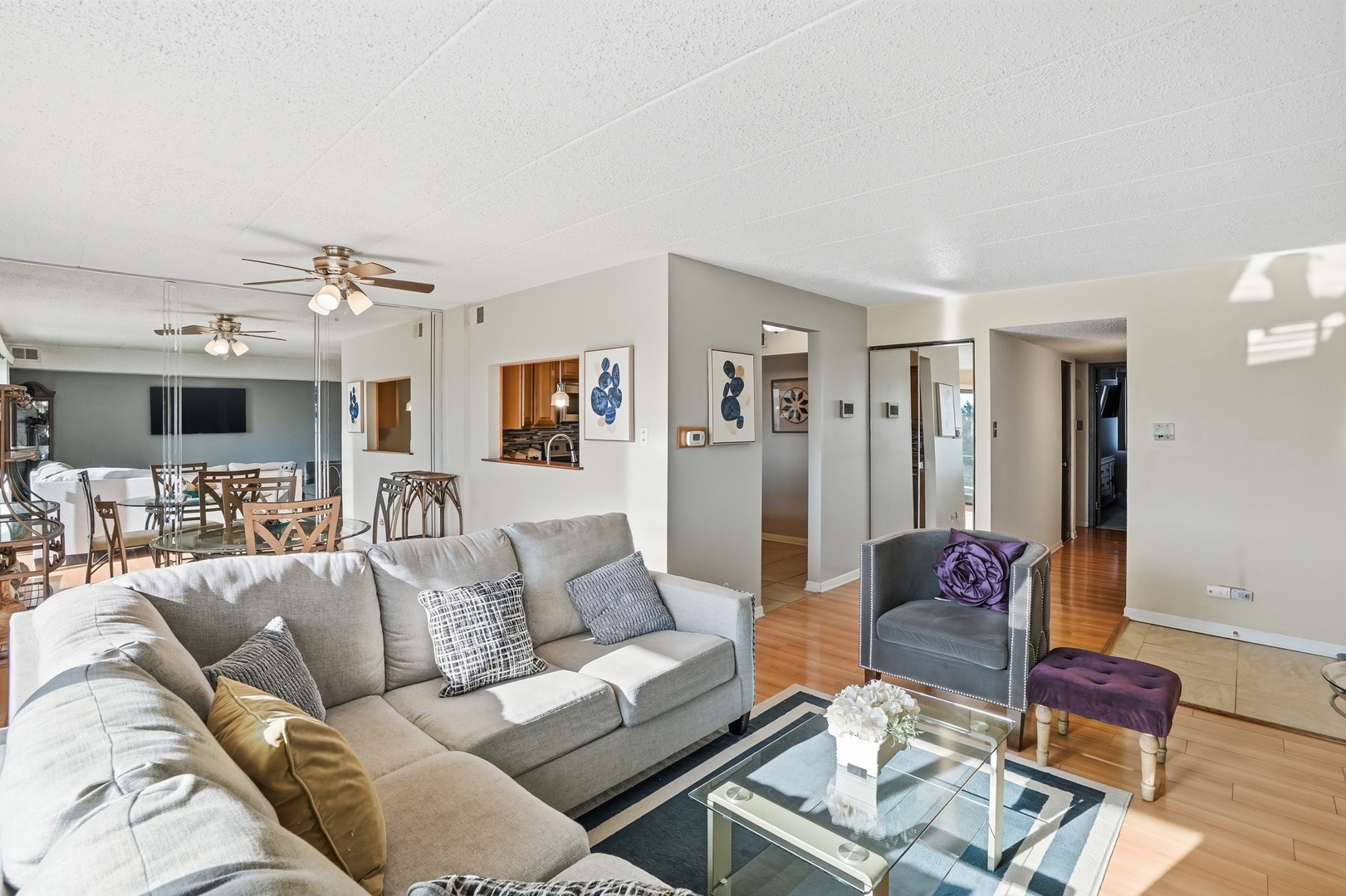 19533 Lake Shore Drive Unit: 2S