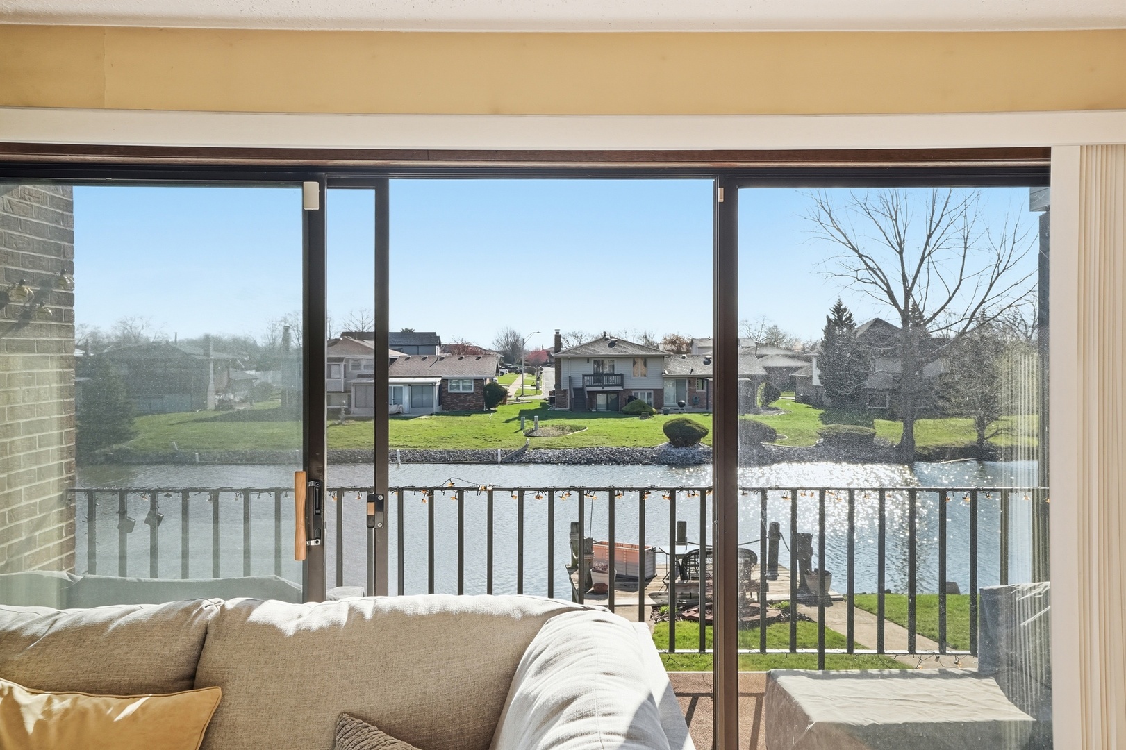 19533 Lake Shore Drive Unit: 2S
