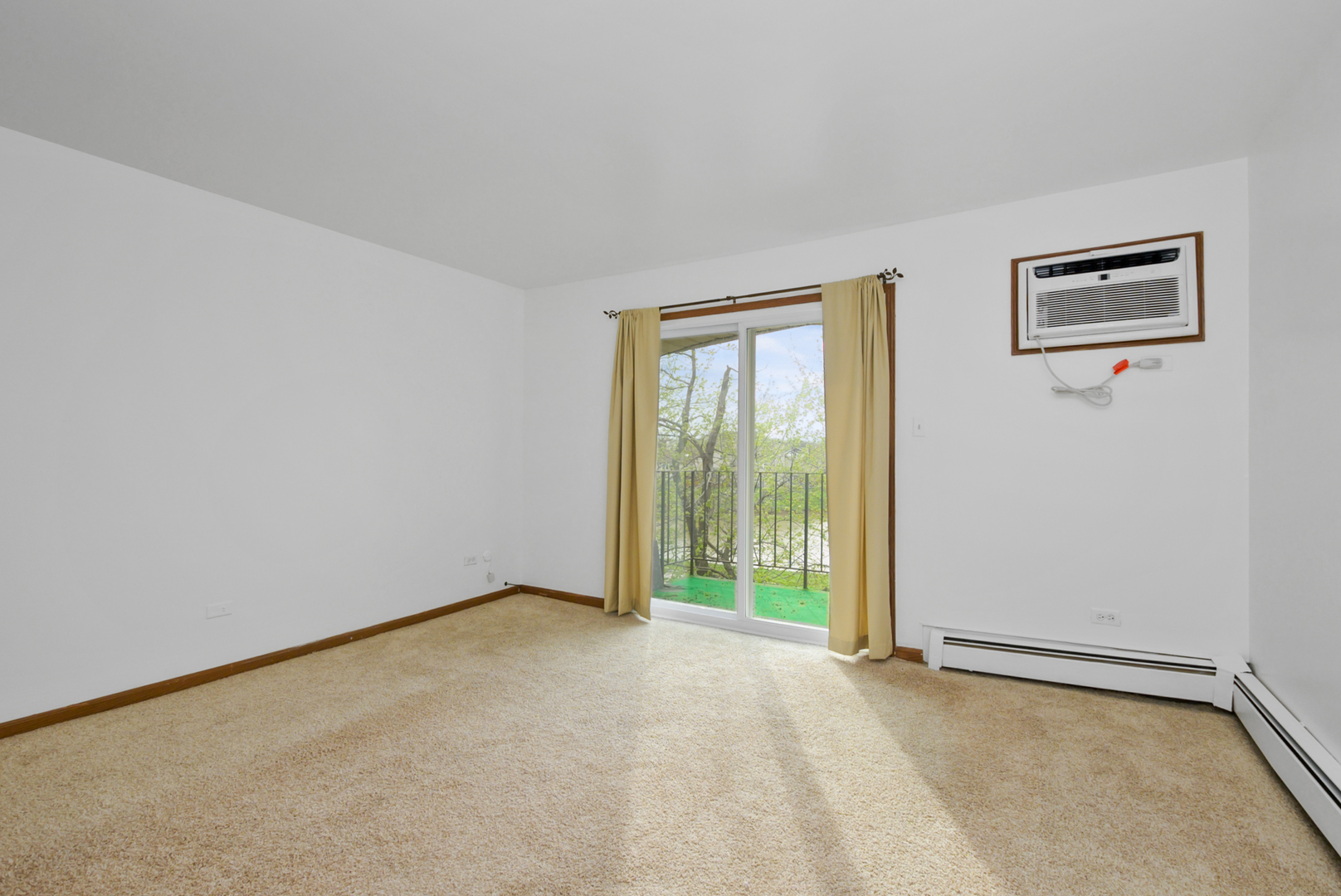 17975 Huntleigh Court Unit: 301