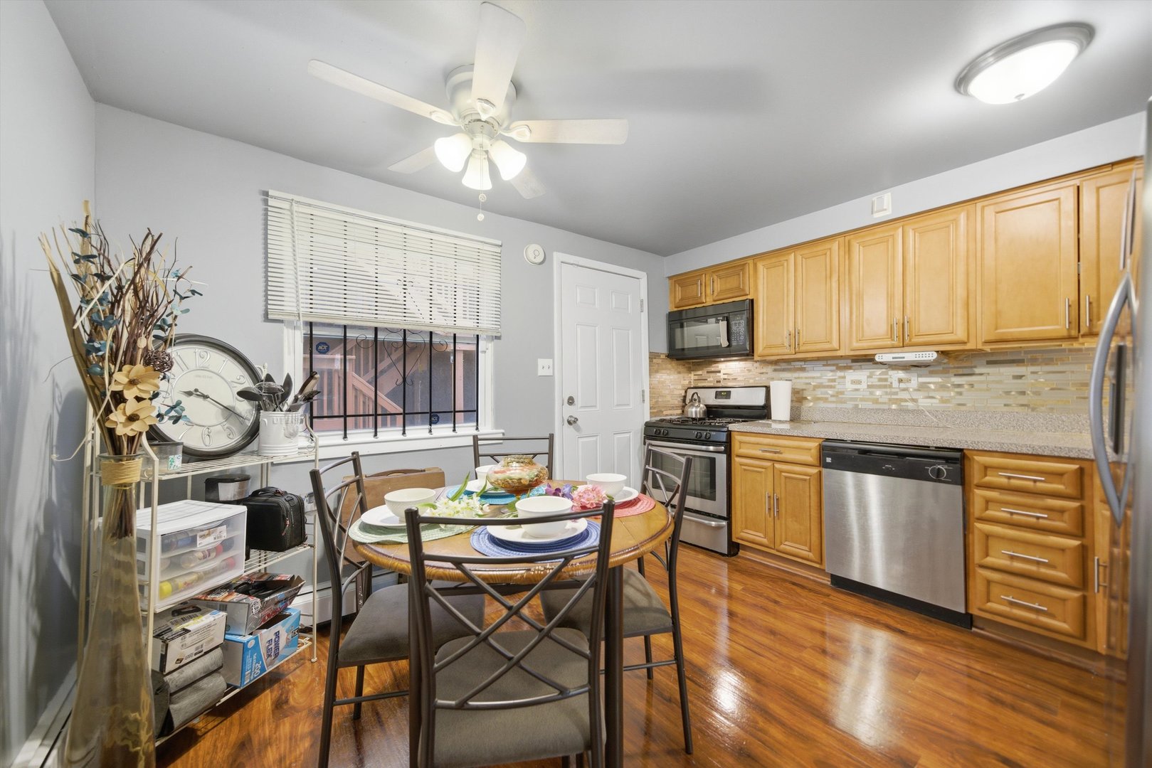 6950 S CREGIER Avenue Unit: I