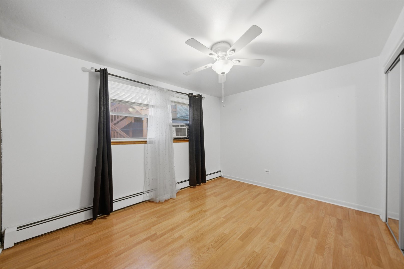 6950 S CREGIER Avenue Unit: I