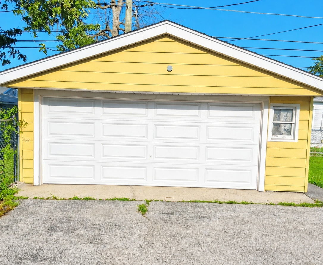 1333 Burnham Avenue