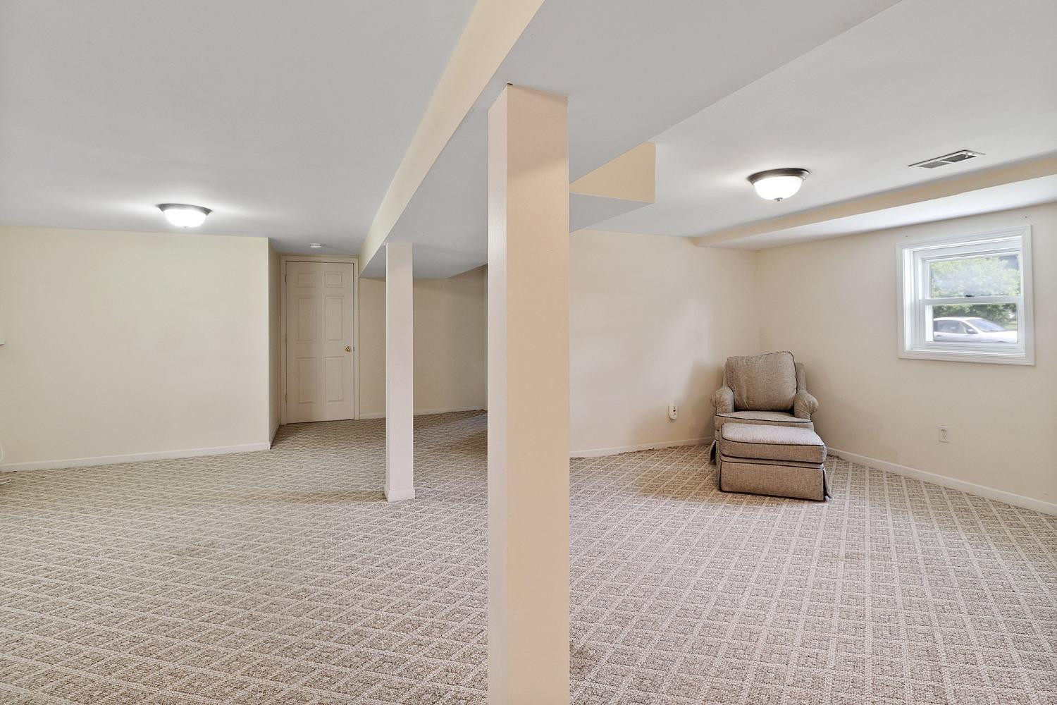 5286 Tulip Avenue
