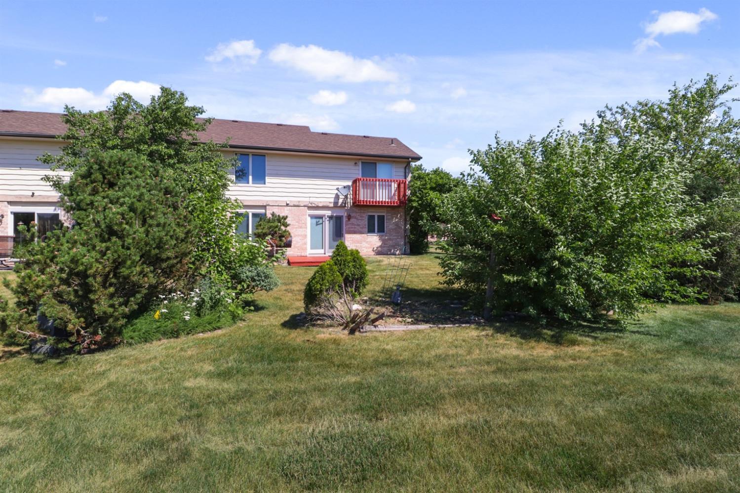 1374 W 94th Court