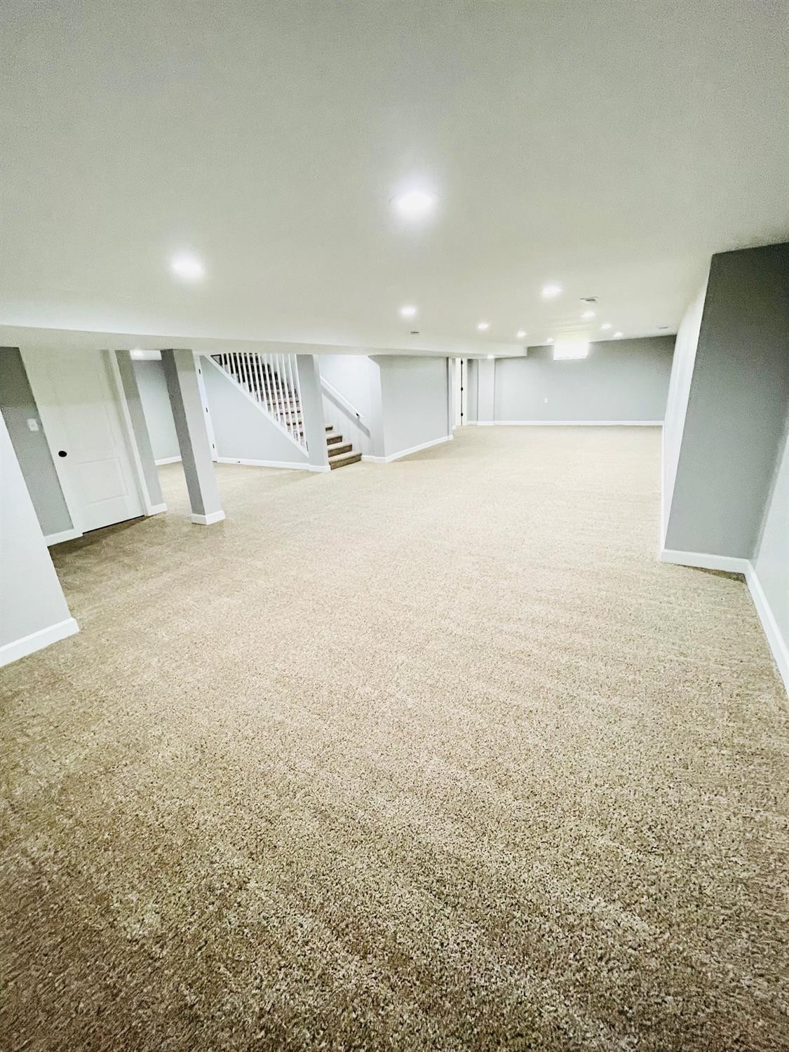 346 W 55th Place