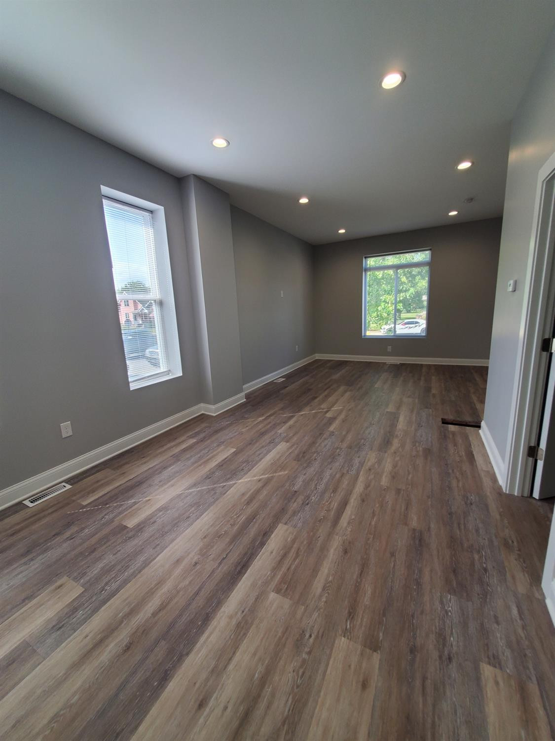 919 W 144th Street