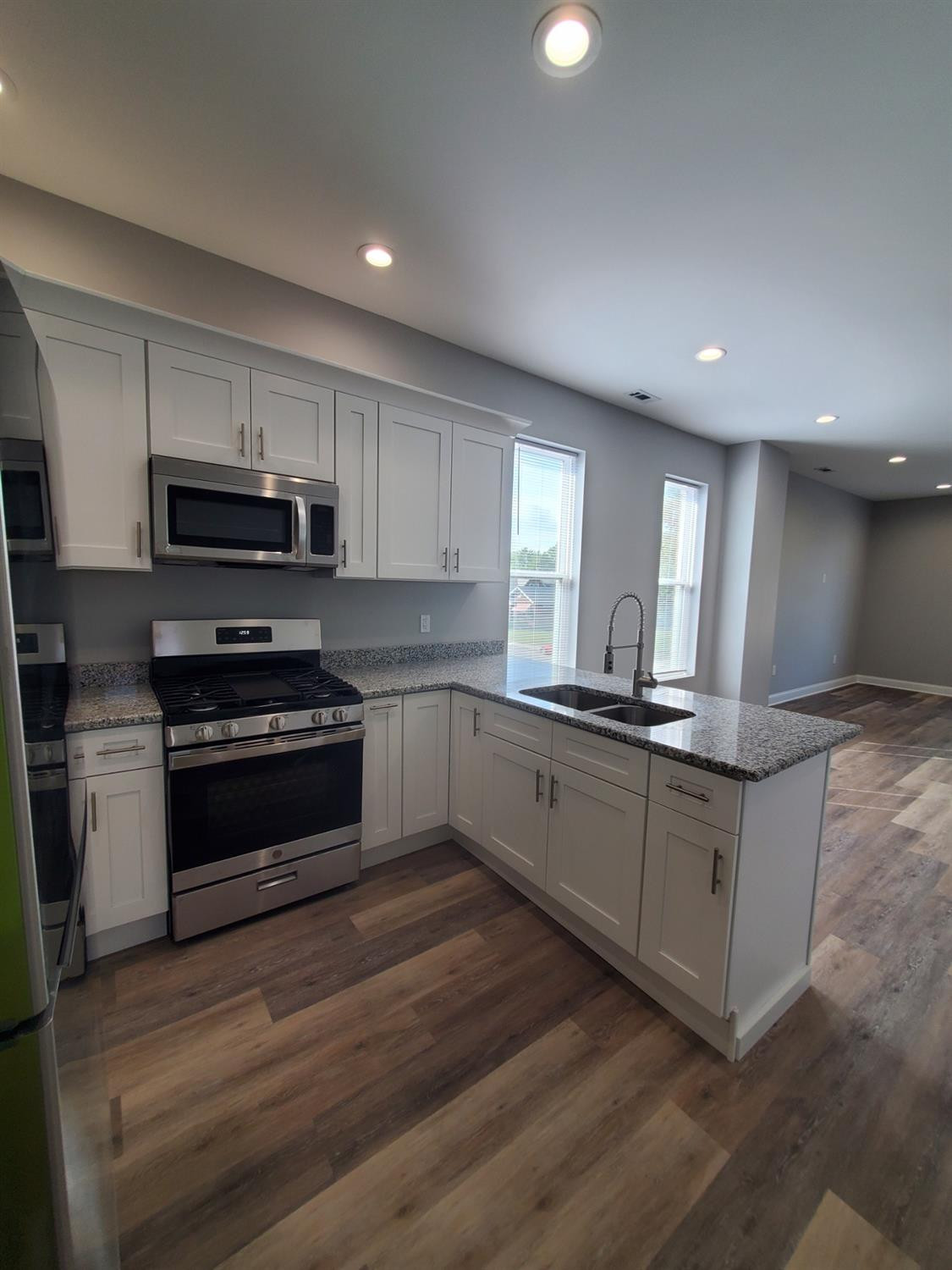 919 W 144th Street