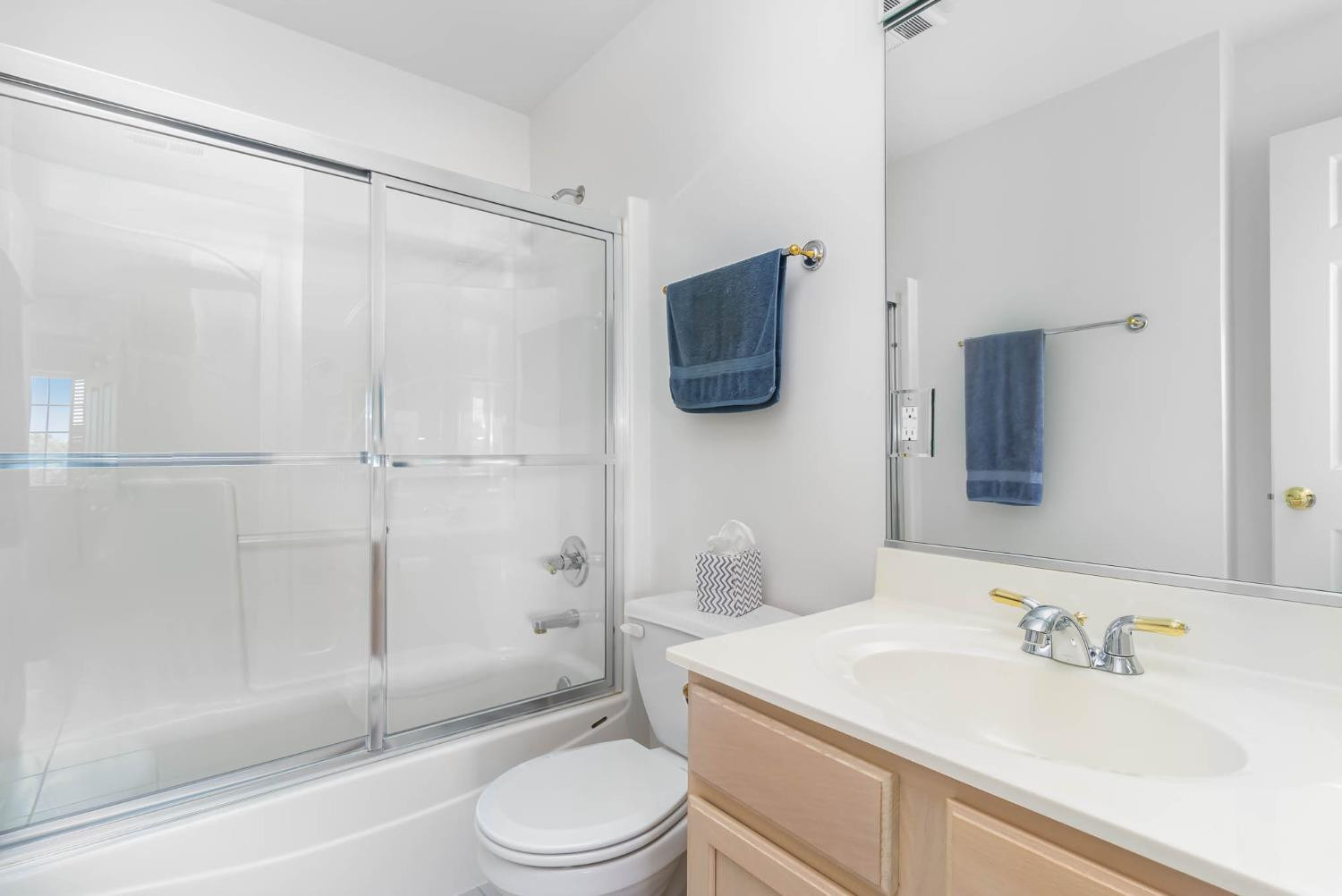 2035 W 75th Place Unit: 31