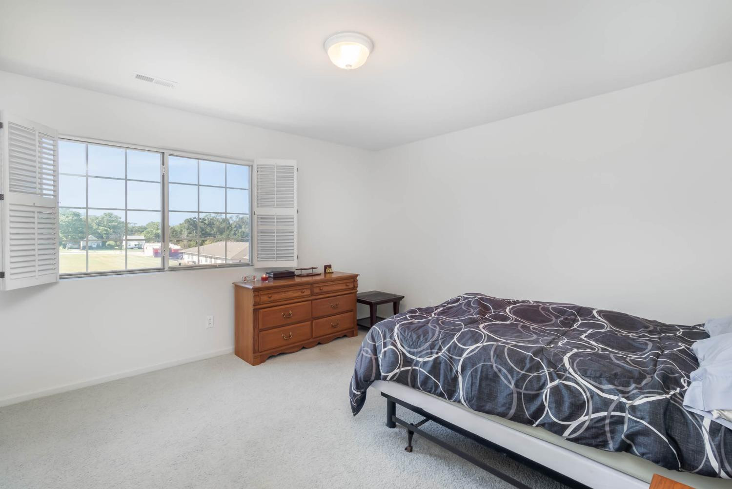 2035 W 75th Place Unit: 31
