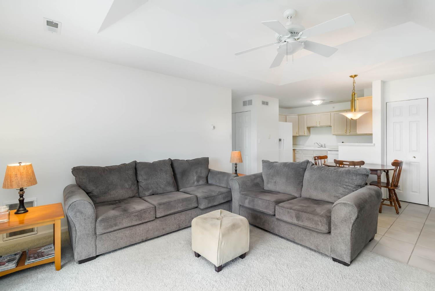 2035 W 75th Place Unit: 31