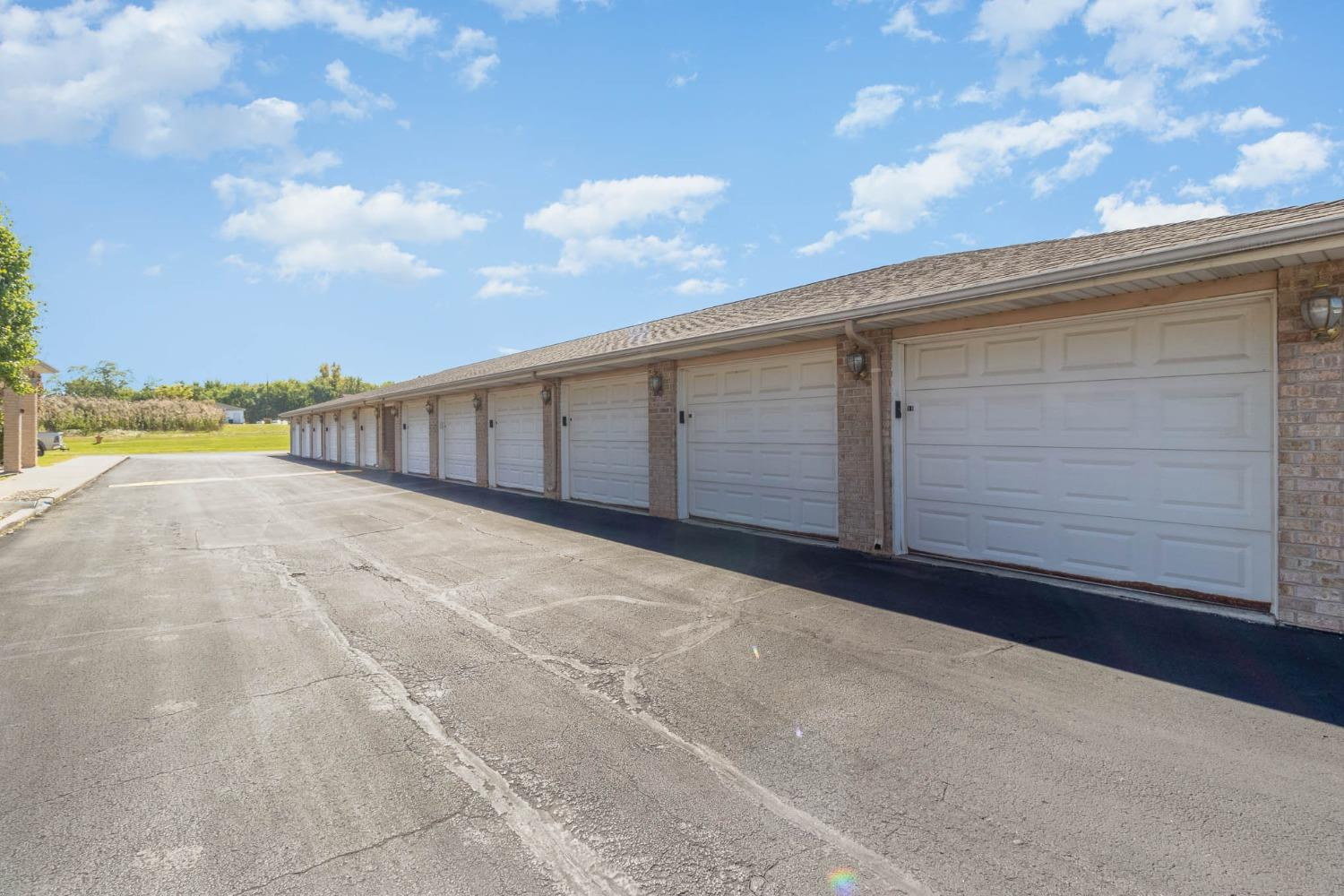 2035 W 75th Place Unit: 31