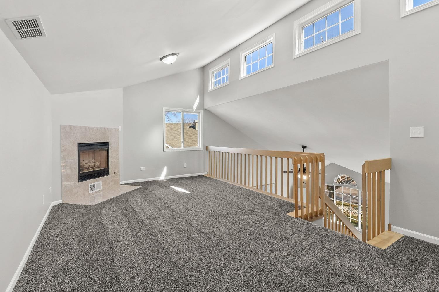 8932 Price Circle