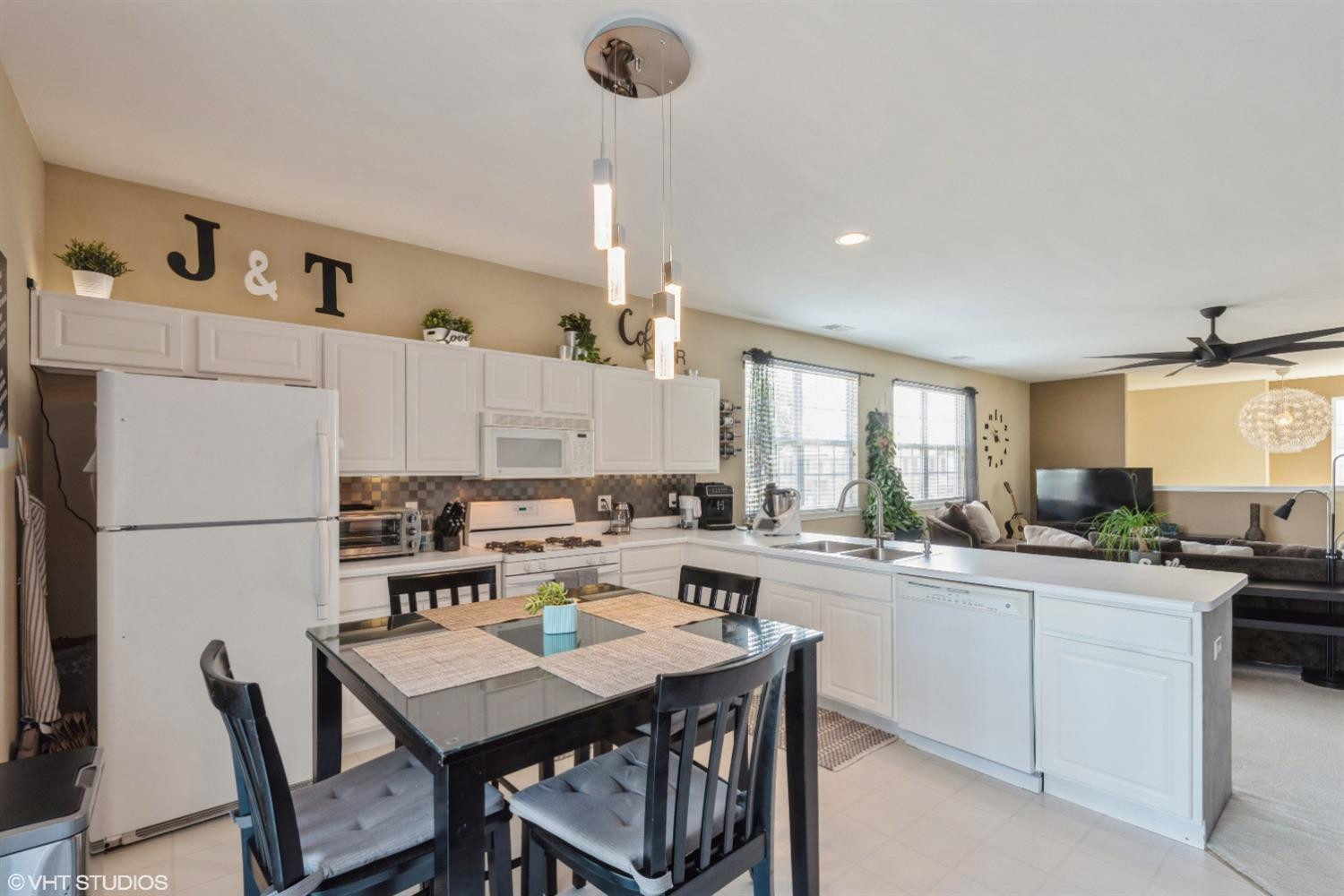 1226 Primrose Lane