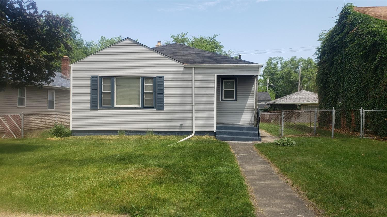 526 W 49th Avenue