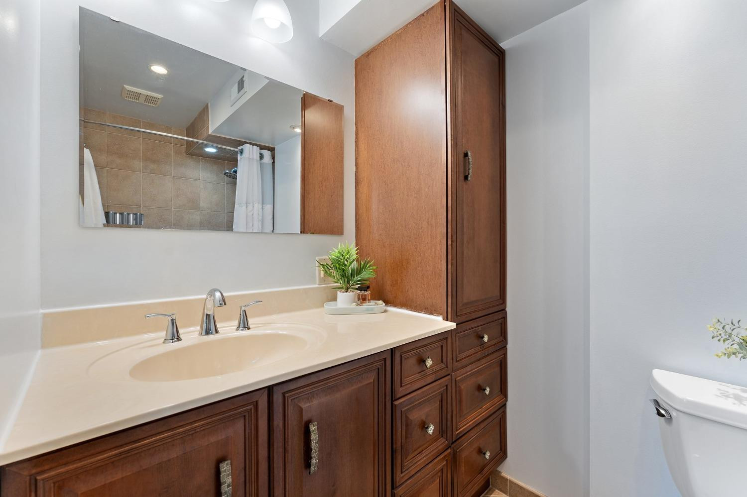 9347 Idlewild Drive