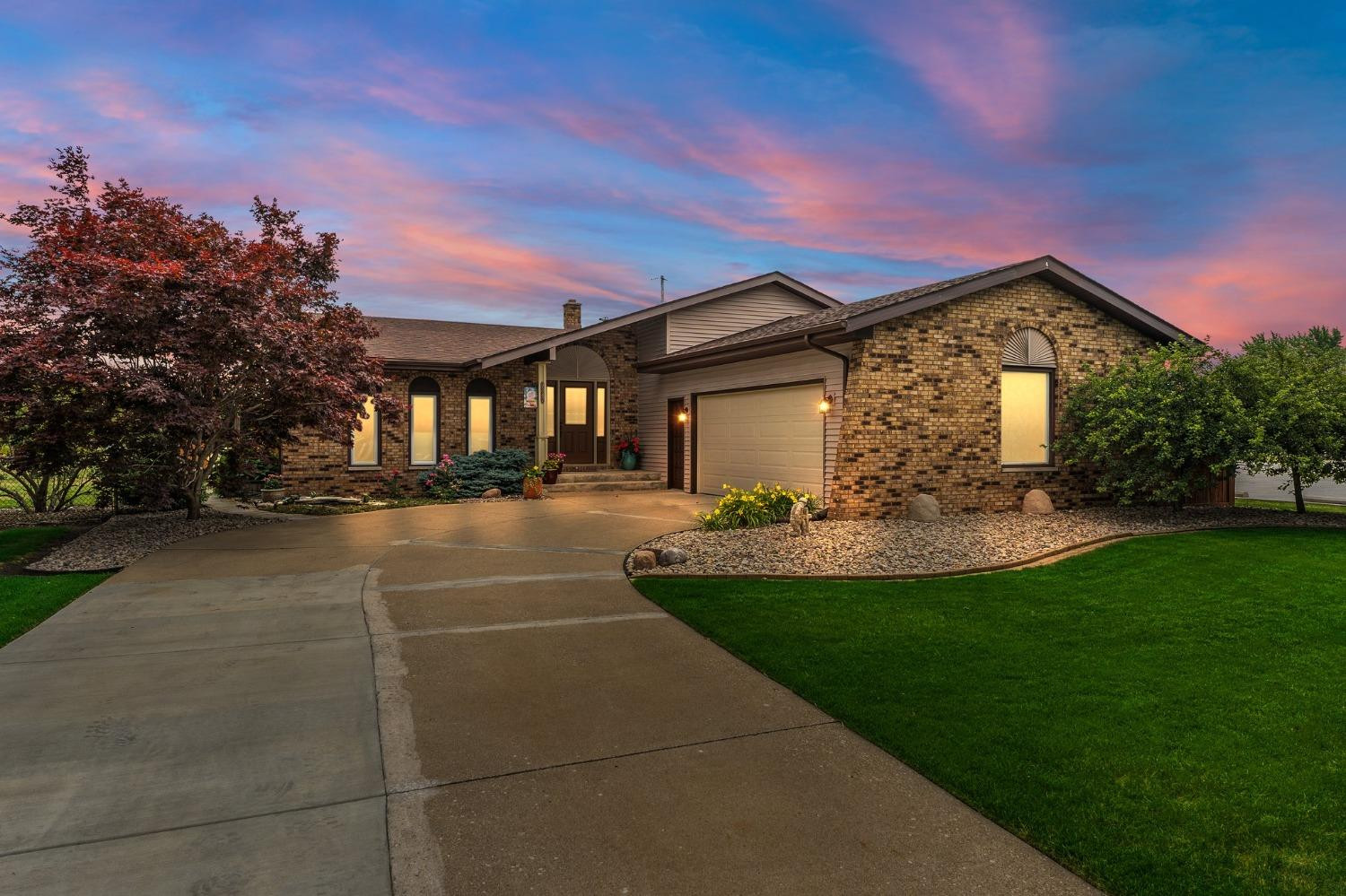 9347 Idlewild Drive