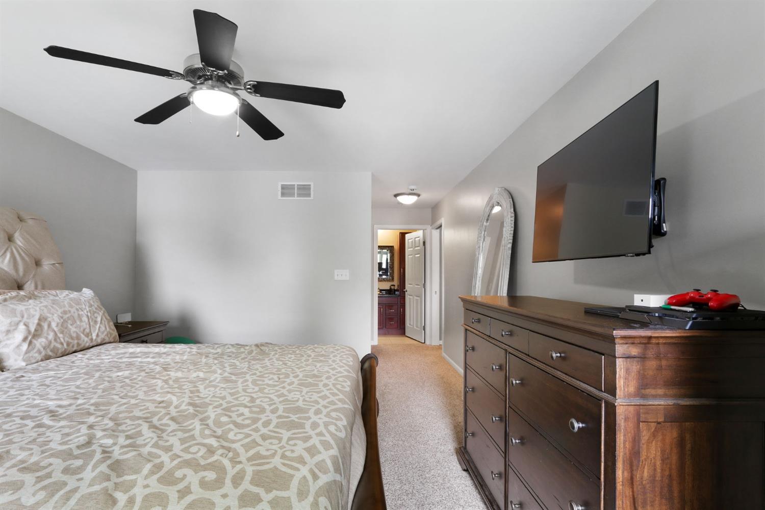 1453 Lakewood Lane Unit: 3