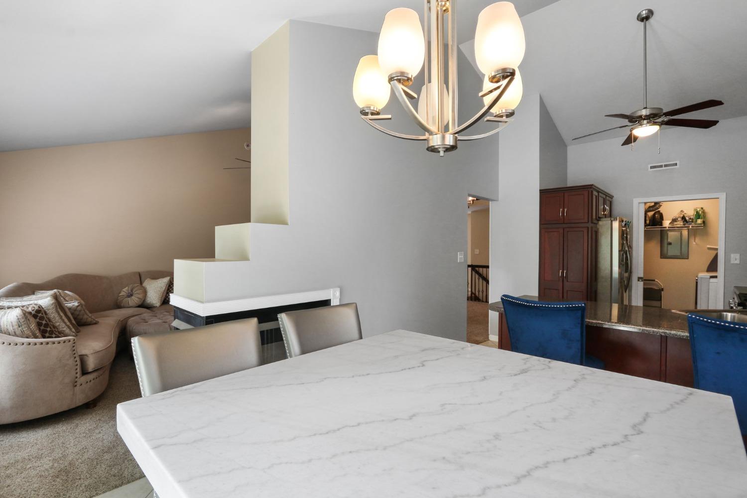 1453 Lakewood Lane Unit: 3
