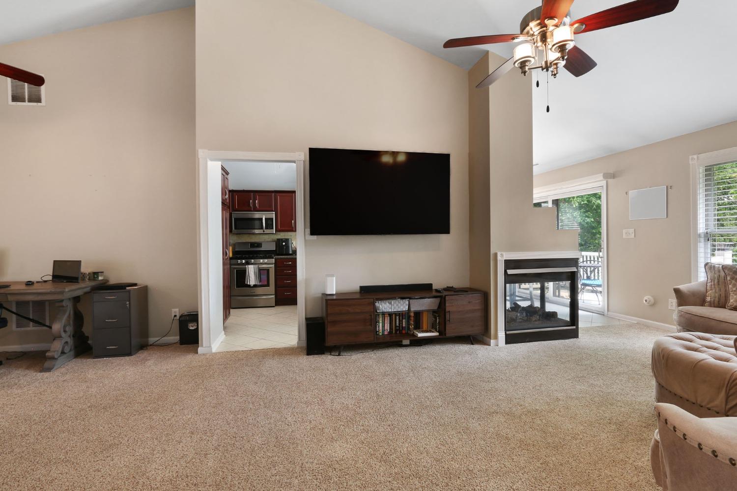 1453 Lakewood Lane Unit: 3