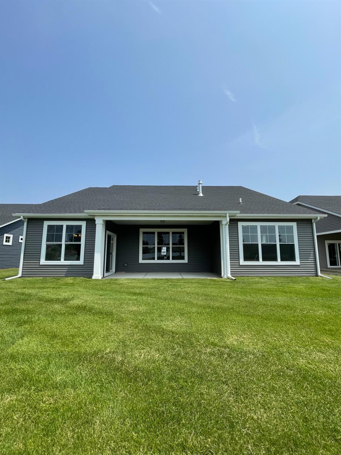 6736 Sky Drive