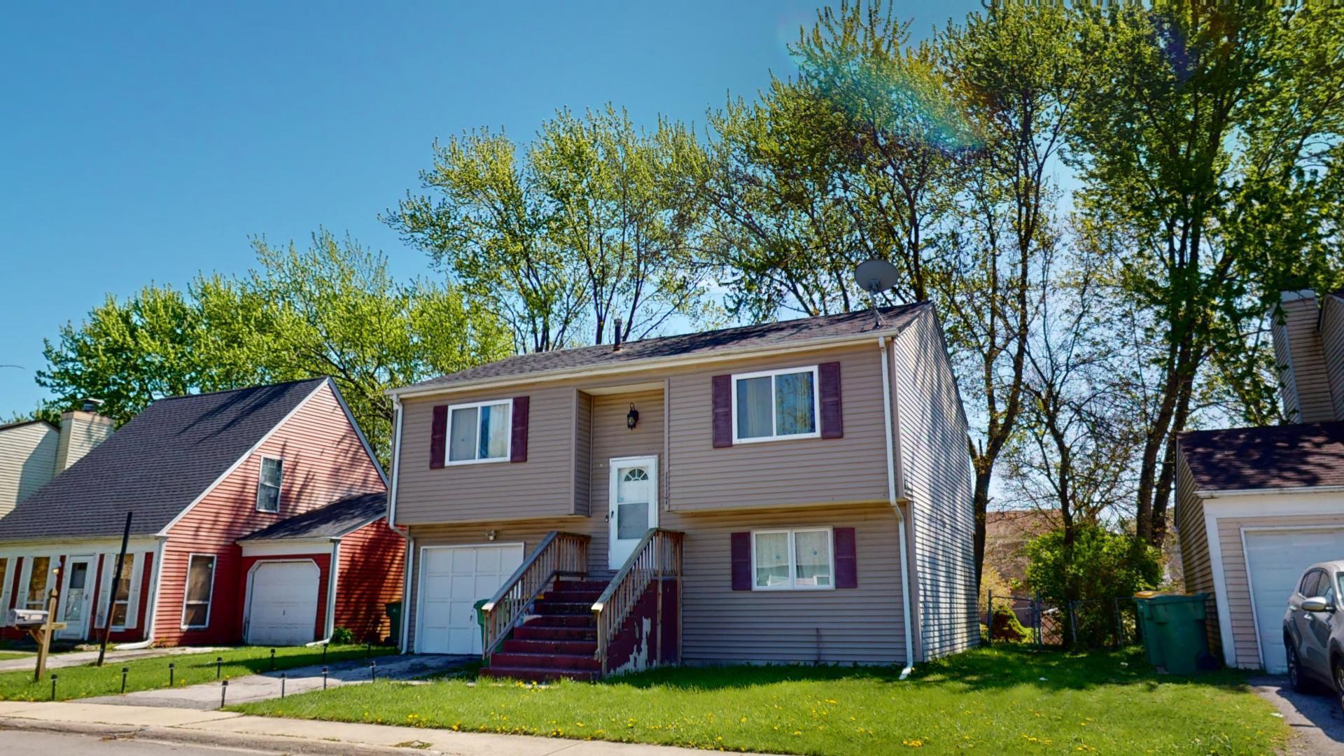 1117 W 59th Place
