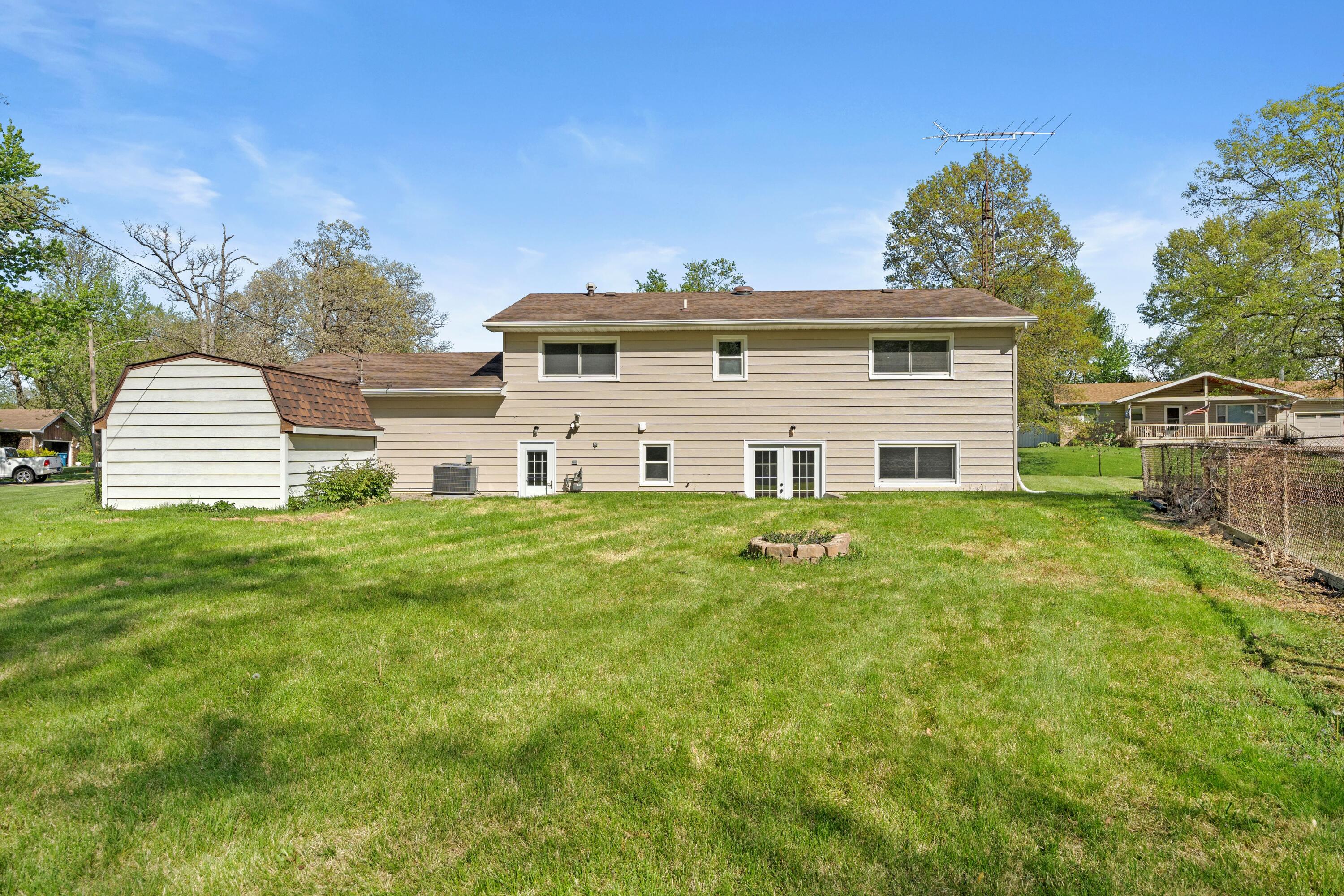 1205 Gatewood Drive